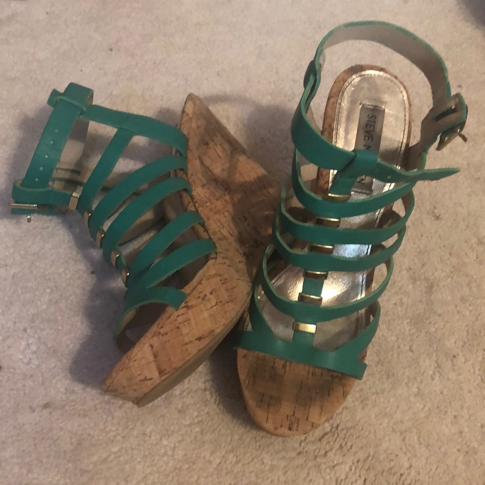 Steve Madden Wedges
